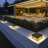 Boîte noire pour poteau d'extérieur