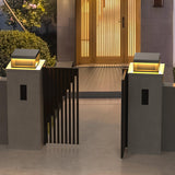 Boîte noire pour poteau d'extérieur