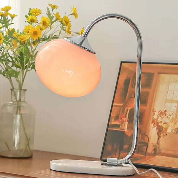 Lampe de table en métal et verre Marshmallow