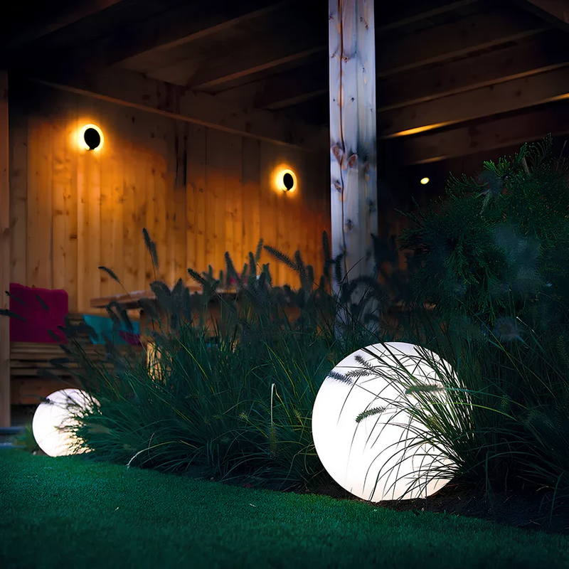 Lampe solaire sphérique pour le jardin