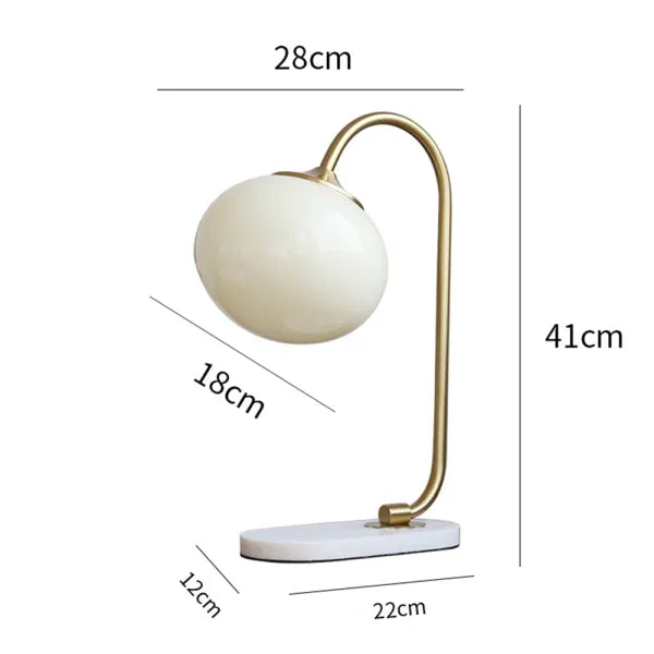 Lampe de table en métal et verre Marshmallow