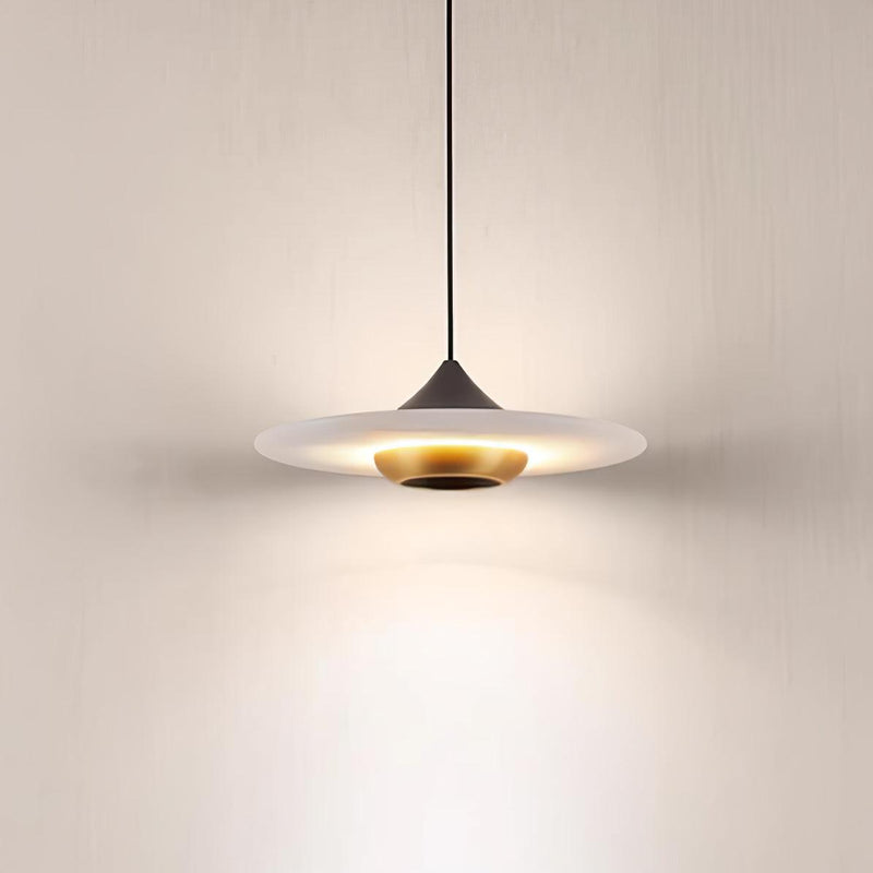 Lampe pendante en marbre Flying Saucer