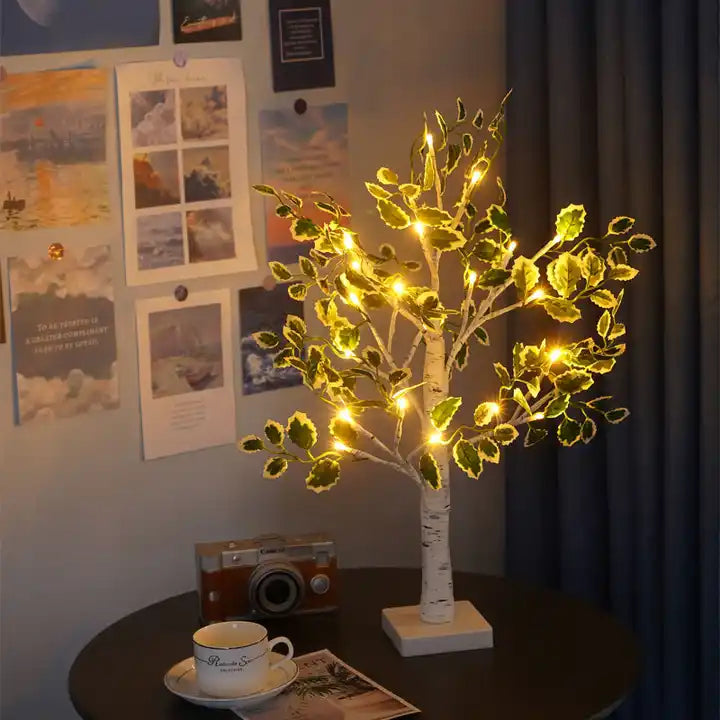 Lumières de Noël LED à feuilles vertes