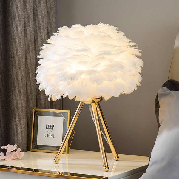 MissFeather™ - Lampe de table à intensité variable avec plumes de luxe