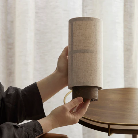 Lampe de table en soie japonaise