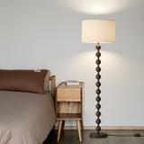 Lampadaire en bois Japandi