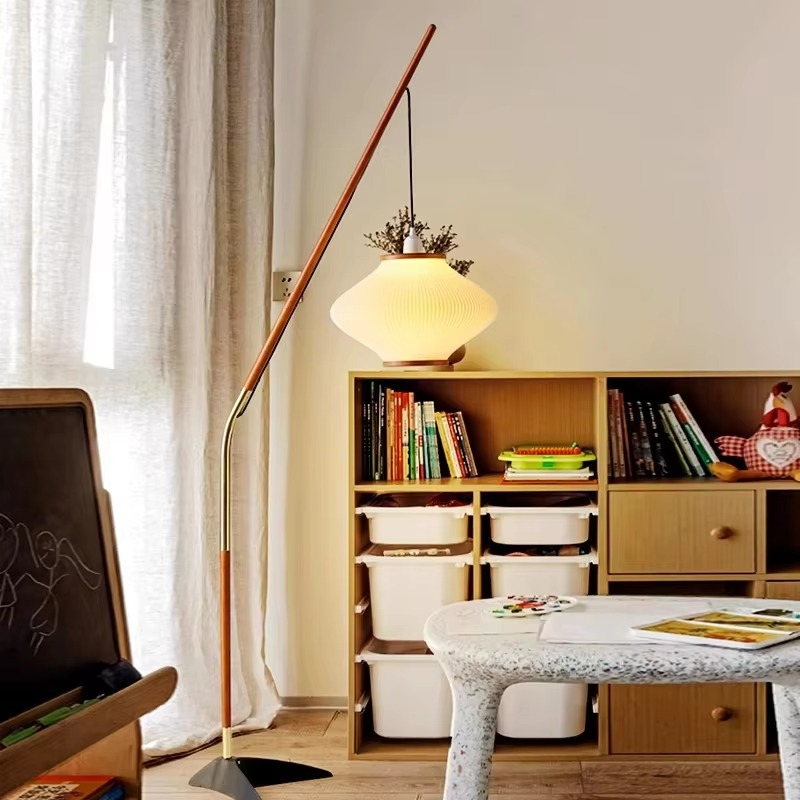Lampadaire de style médiéval