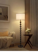 Lampadaire en bois Japandi