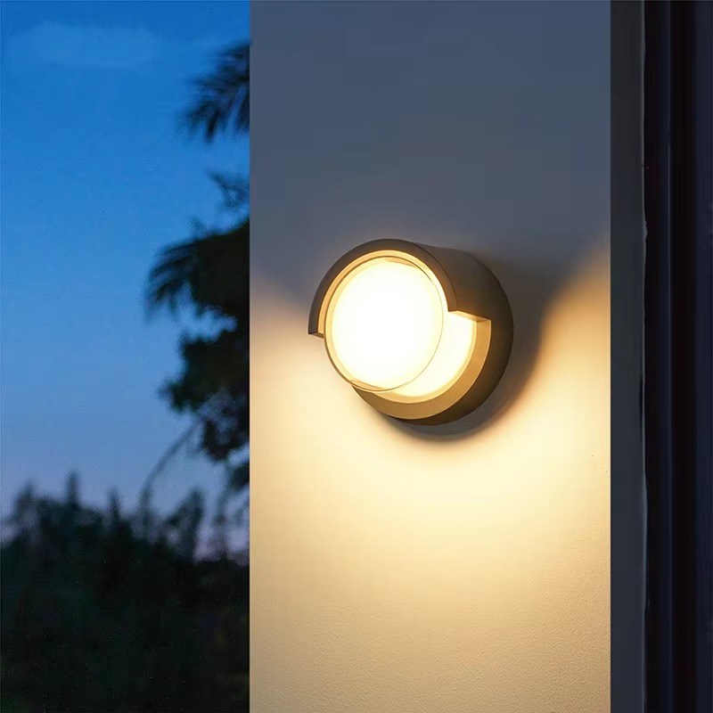 Lucy | Lampe murale d'extérieur à détecteur de mouvement