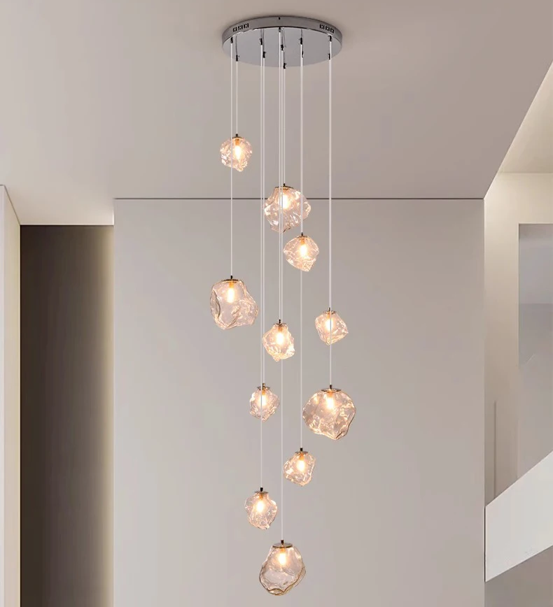 Lustre d'escalier moderne