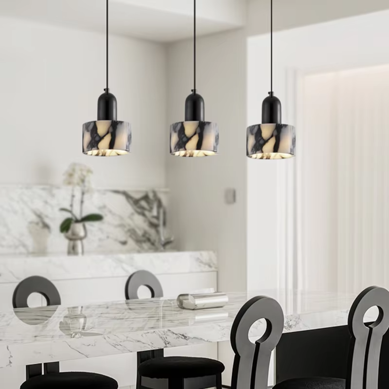 Lampe pendante en marbre noir