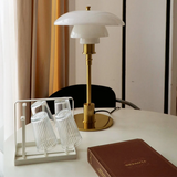 Lampe à poser de designer danois