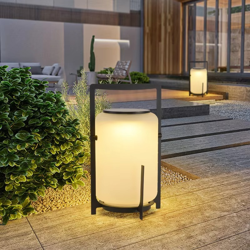 Lampe de patio à énergie solaire