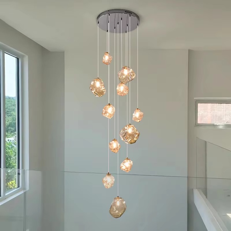 Lustre d'escalier moderne
