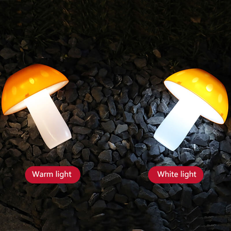 Lampe solaire de décoration extérieure en forme de champignon